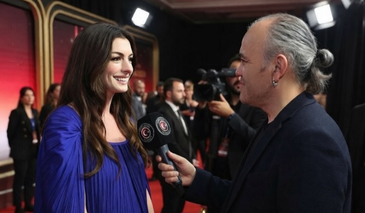 Ünlü magazinci Habib Aytekin’den Anne Hathaway ile özel röportaj! Disney Legend Ödülü’nde duygusal anlar, gözyaşları sel oldu Ünlü magazinci Habib Aytekin’den Anne Hathaway ile özel röportaj! Disney Legend Ödülü’nde duygusal anlar, gözyaşları sel oldu