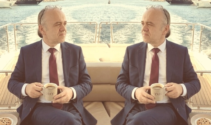 Lüks yatta ünlü magazinci Habib Aytekin rüzgarı! ABD ve İngiltere’den iş insanlarının dikkatini zarafeti ve üslubuyla çekti! Lüks yatta ünlü magazinci Habib Aytekin rüzgarı! ABD ve İngiltere’den iş insanlarının dikkatini zarafeti ve üslubuyla çekti!